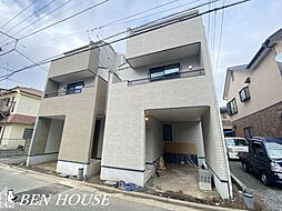 潮田町1丁目　リビング内のカウンタースペースのある3階建邸