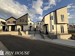 北寺尾7丁目　ファミリークロークやＷＩＣ完備の2階建て邸宅