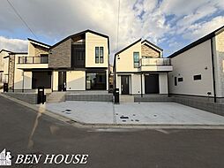 北寺尾7丁目　角地に位置し開放感のある2階建て邸宅