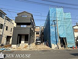 西野川2丁目 20帖超ゆとりのリビングのある3階建て邸宅