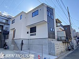 東寺尾2丁目　南東に面したバルコニーのある2階建て邸宅