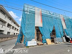 小倉5丁目 角地に位置し開放感のある3階建て邸宅