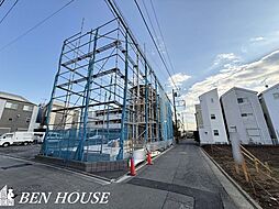 小倉5丁目 角地に位置し開放感のある3階建て邸宅