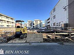 小倉5丁目　キッチンそばにランドリースペースのある3階建邸宅