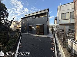 梶山1丁目　水回り設備が集約プされたプランの2階建て邸宅