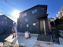 野川本町2丁目　南面に2面のバルコニーのある2階建て邸宅