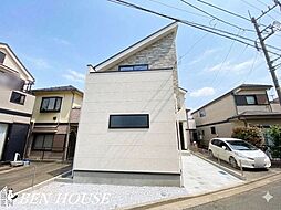 富士塚1丁目 水回り設備が集約されたプランの2階建て邸宅