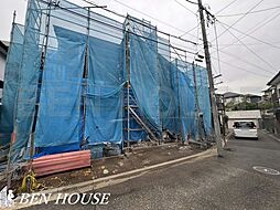 梶山1丁目　お車2台可南向きバルコニーの2階建て邸宅