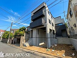 東三田3丁目　ウォークインクローゼットのある3階建て邸宅