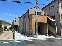 小向町　水回り設備が集約された生活動線の良い2階建て邸宅