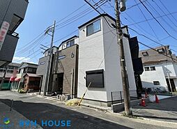 下並木　2階リビングの3階建て邸宅