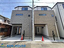 下並木 2階リビングの3階建て邸宅
