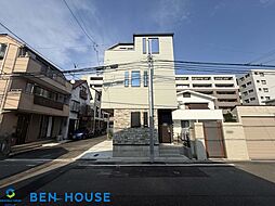 平安町1丁目 2階占有リビングのある3階建て邸宅
