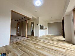 サングレイス新杉田 303