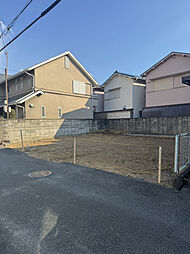 岸和田市小松里町