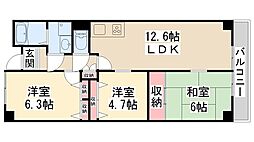 シュテルン山下