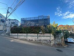 「読売ランド前」駅　川崎市麻生区細山7丁目