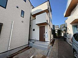 「市が尾」駅　歩14分　横浜市青葉区市が尾町　　B号棟