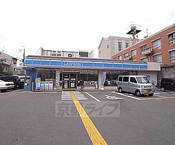 京都市右京区綾小路通西大路西入西院西三蔵町