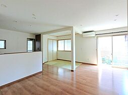 駅徒歩6分/LDK20帖超/飯能市双柳 中古戸建