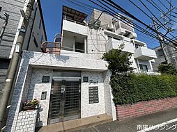 First（ファースト） 202