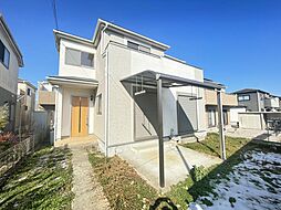 川越市笠幡　リフォーム住宅　庭にソーラーパネル有り