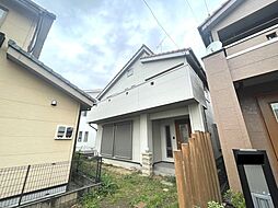 室内リフォーム完了。駐車3台可能な戸建て住宅。
