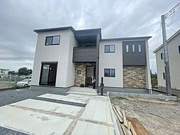 新規分譲地内9号棟、駐車スペース並列2台