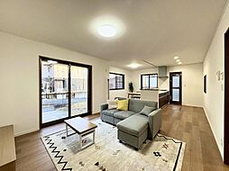 二階層の大きなバルコニー/豊田市乙部ケ丘の再生住宅