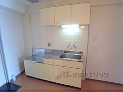 京都市上京区上御霊前通室町東入内構町