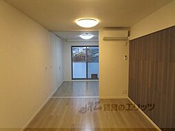 Ｓｈａ　Ｍａｉｓｏｎ　Ｌｅｓ　Ｂｏｉｓ 302