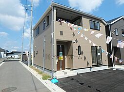 日高市高萩・全5棟　新築一戸建　2号棟 〜カースペース並列3台〜