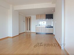 エバー・グリーン宇治 201