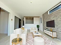 東郷町三ツ池　1号棟