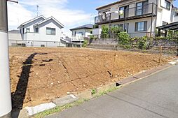 八王子市絹ケ丘2丁目の一戸建て