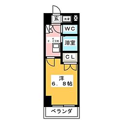 クレスト泉