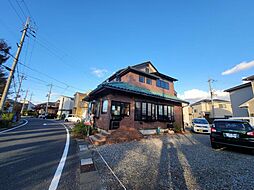 敷地約90坪の店舗併用住宅