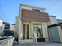 土地36坪。カースペース並列2台駐車可。2018年築六木2丁目戸建