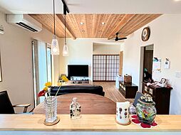 富士宮市淀師　〜築4年の平家建注文住宅、駐車スペース6台〜