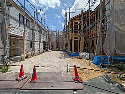 川西市南花屋敷4丁目 一戸建て