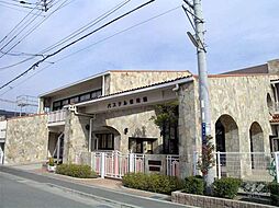 川西市出在家町