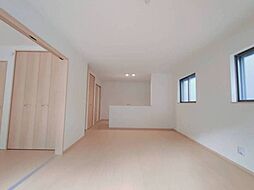 緑区三室V　J号棟