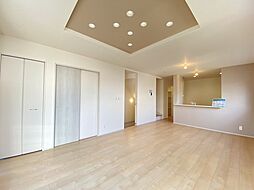 川口市戸塚東　2号棟