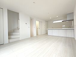 川口市芝塚原106　3棟　1号棟