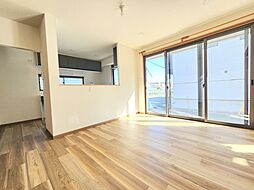 〜陽光降り注ぐ東南角地の邸宅〜川口市安行藤八