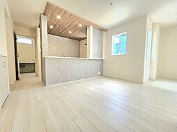 さいたま市緑区宮本1丁目　全2棟 1号棟