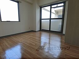 ＲＡＦＦＩＮＥ御所西