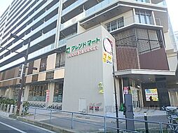 シャルル大津