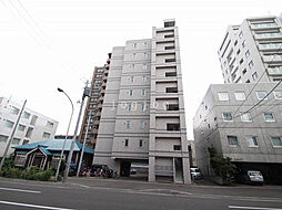 ソールタワー近代美術館 301