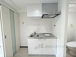 ローブコート六地蔵駅前 503